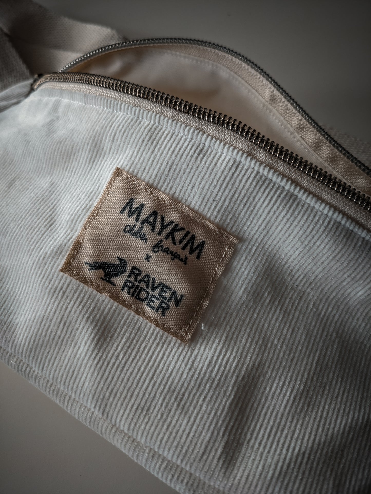 Banane Maykim x Raven Rider